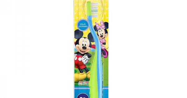 Oral-B Pro Expert Stages Toothbrush for Kids, Red and Purple