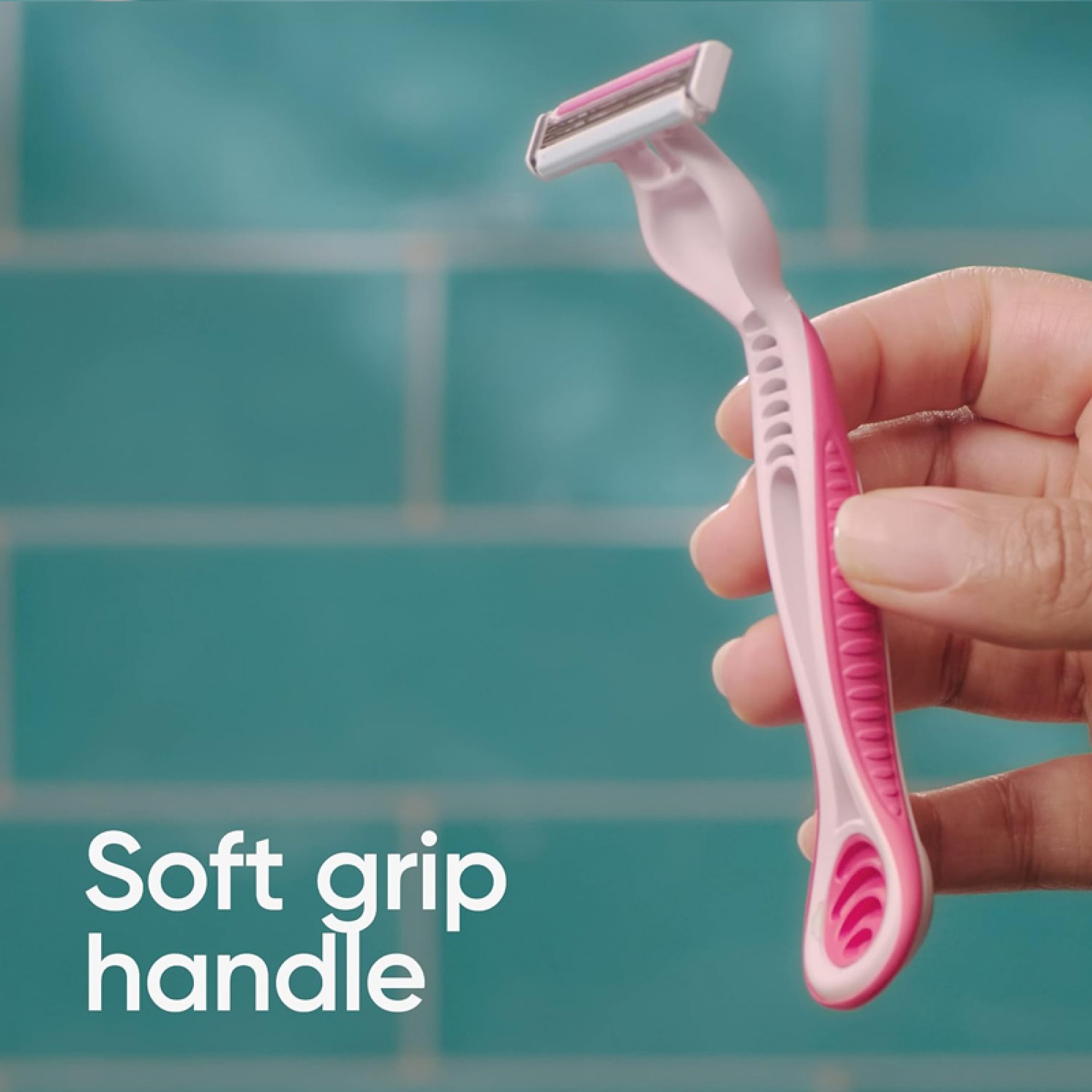 GILLETTE SIMPLY VENUS 3 BLADE DISPOSABLE RAZOR 4+1 5PCS