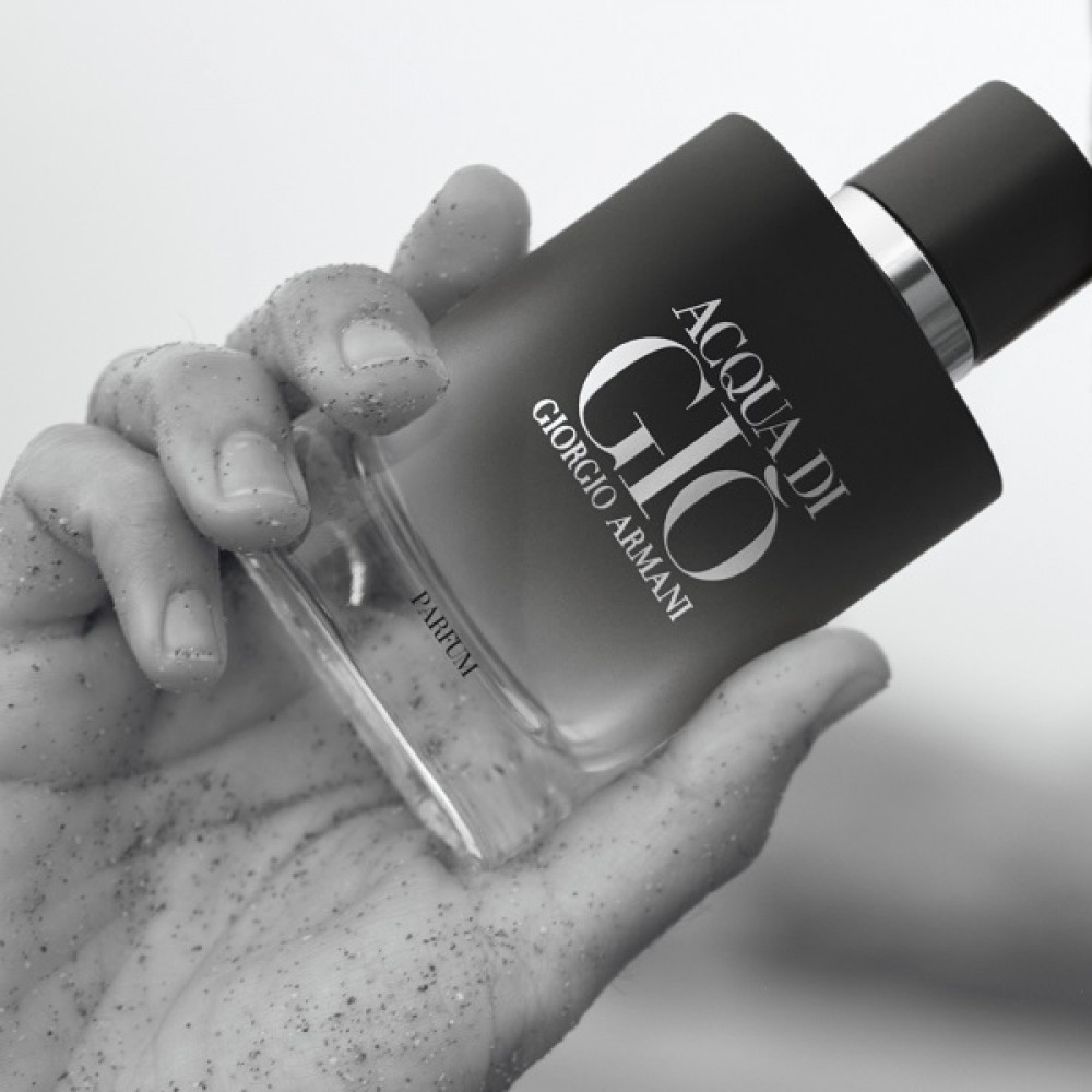 Acqua di gio cologne black bottle best sale