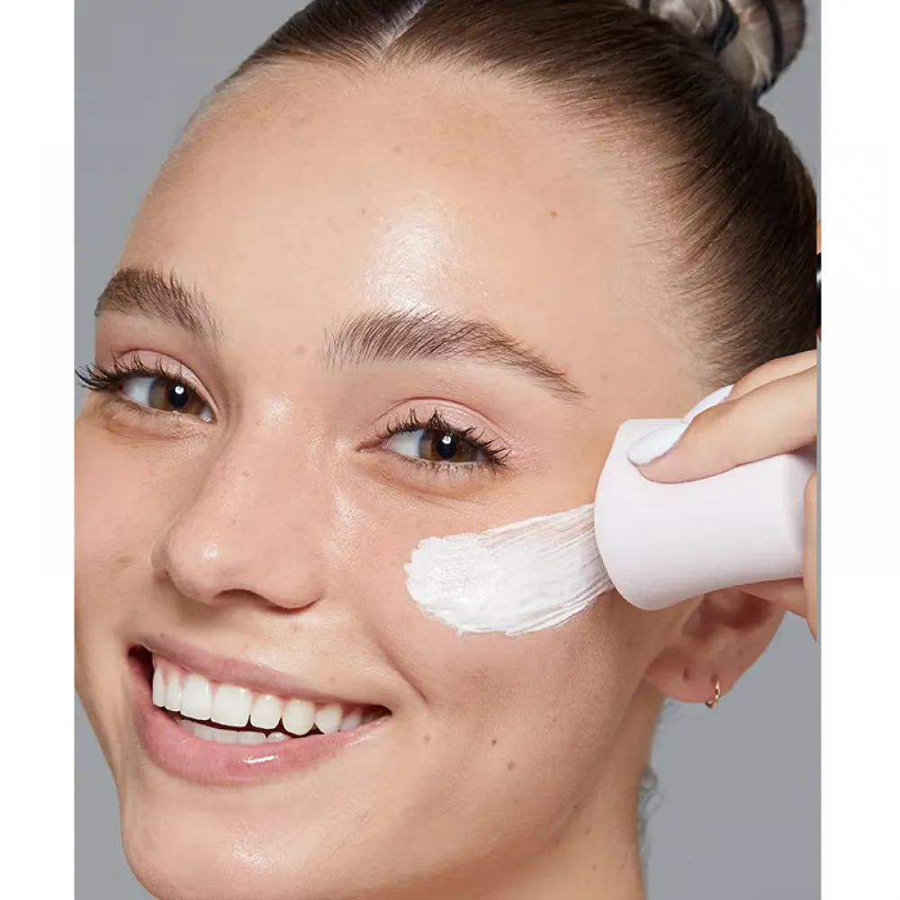 إن واي إكس بروفشنال مايكاب برايمر تنعيم البشرة ذا مارشميلو سعة 30 مل شفاف