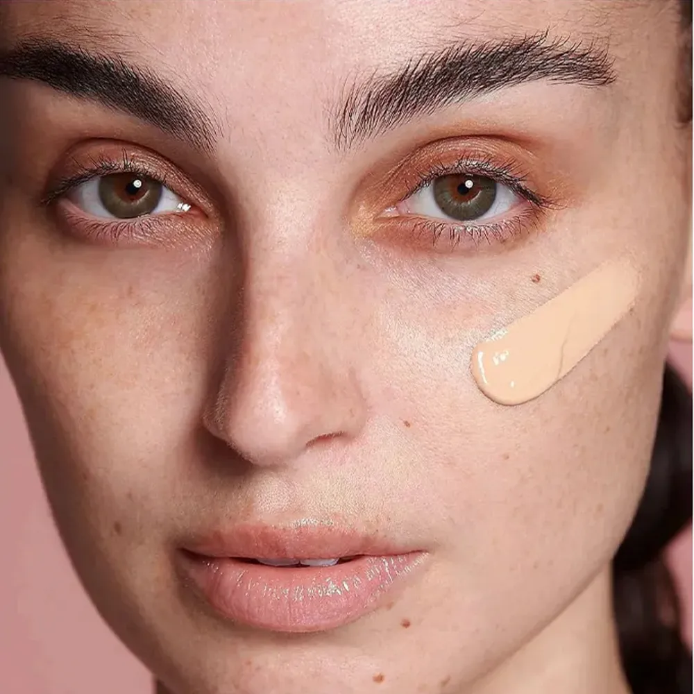 Huda Beauty Liquid Foundation SHORTBREAD 200B - 35 ml