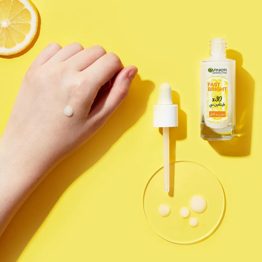 يروم سكين اكتيف فاست برايت من جارنيه 30x بخلاصة فيتامين سي ونياسيناميد المضاد للبقع الداكنة 15 مل