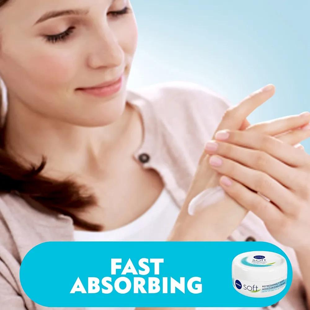 Nivea Soft Moisturizing Cream, Jar 200Ml