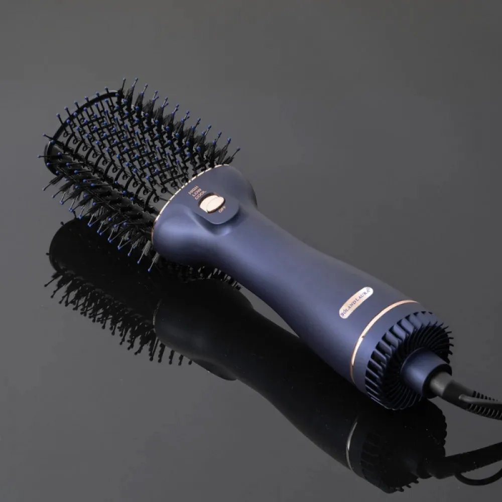 Powland Laura's hairdresser 1,200 watts, auto-stopping at temperature rise.