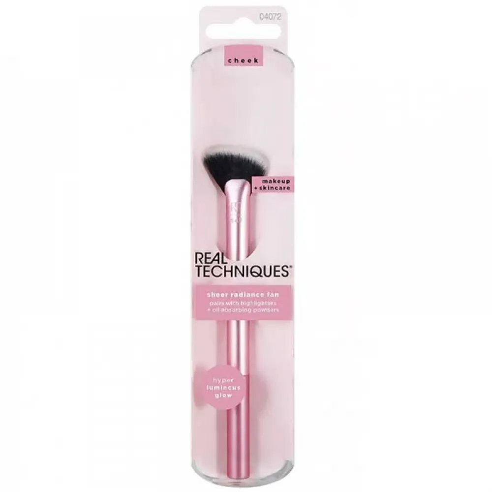 Real Techniques Sheer Radiance Fan Makeup Brush, For Highlighter + Facial Oil Absorbing Powders, Create Face Glow, Cruelty Free Bristles, Aluminum Ferrules, Pink, 1 Count